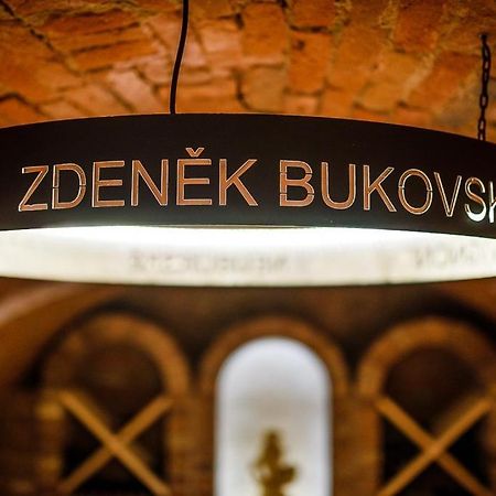 Apartman Pritluky - Zdenek Bukovsky Buitenkant foto