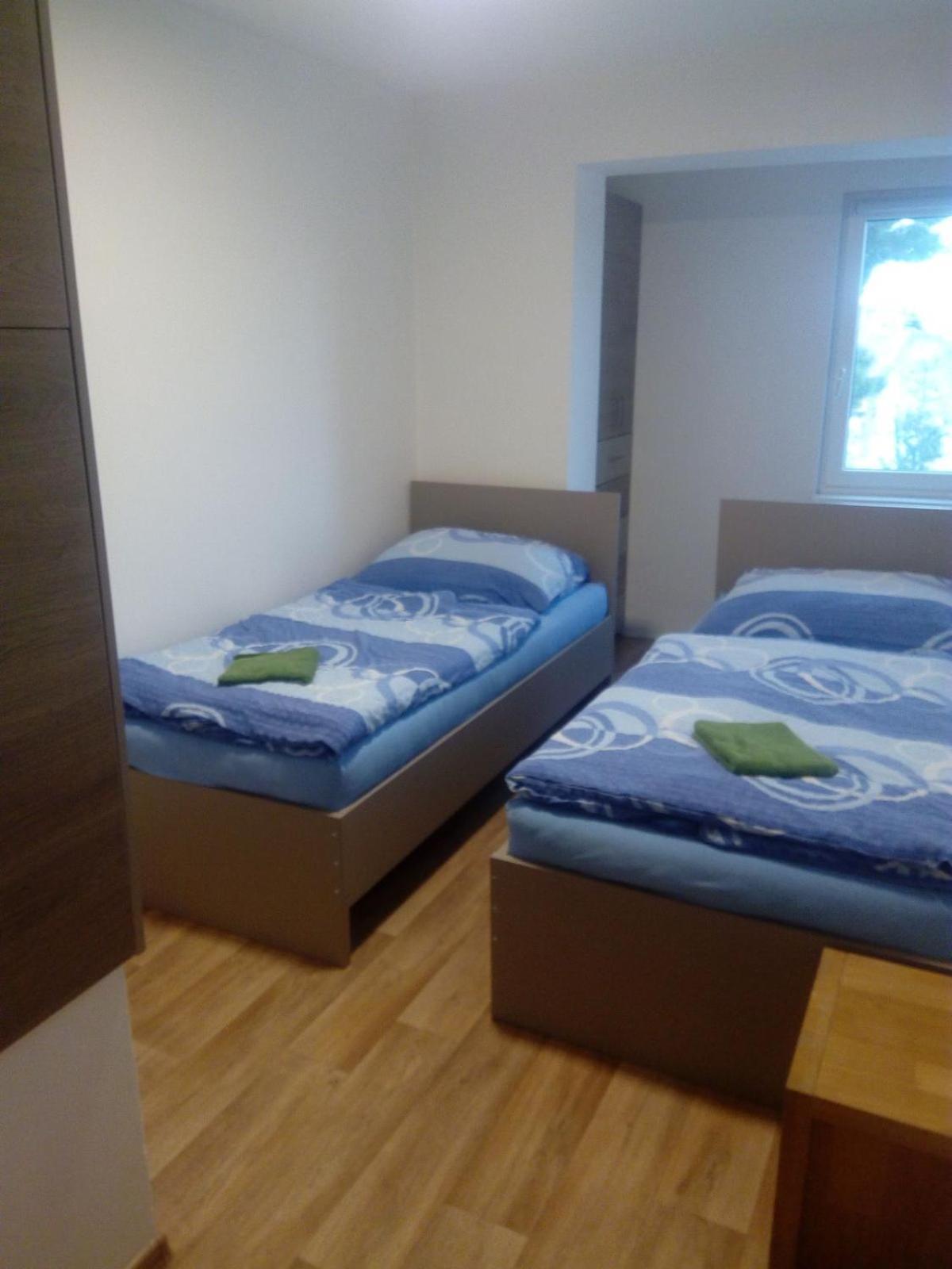Apartman Pritluky - Zdenek Bukovsky Buitenkant foto